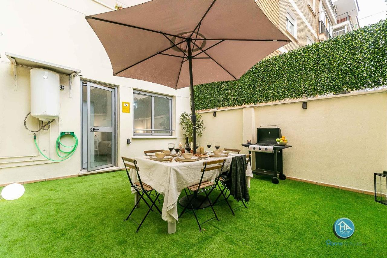 Bajo Urbano Boutique En Carlos Haya Con Terraza Y Parking 말라가 외부 사진