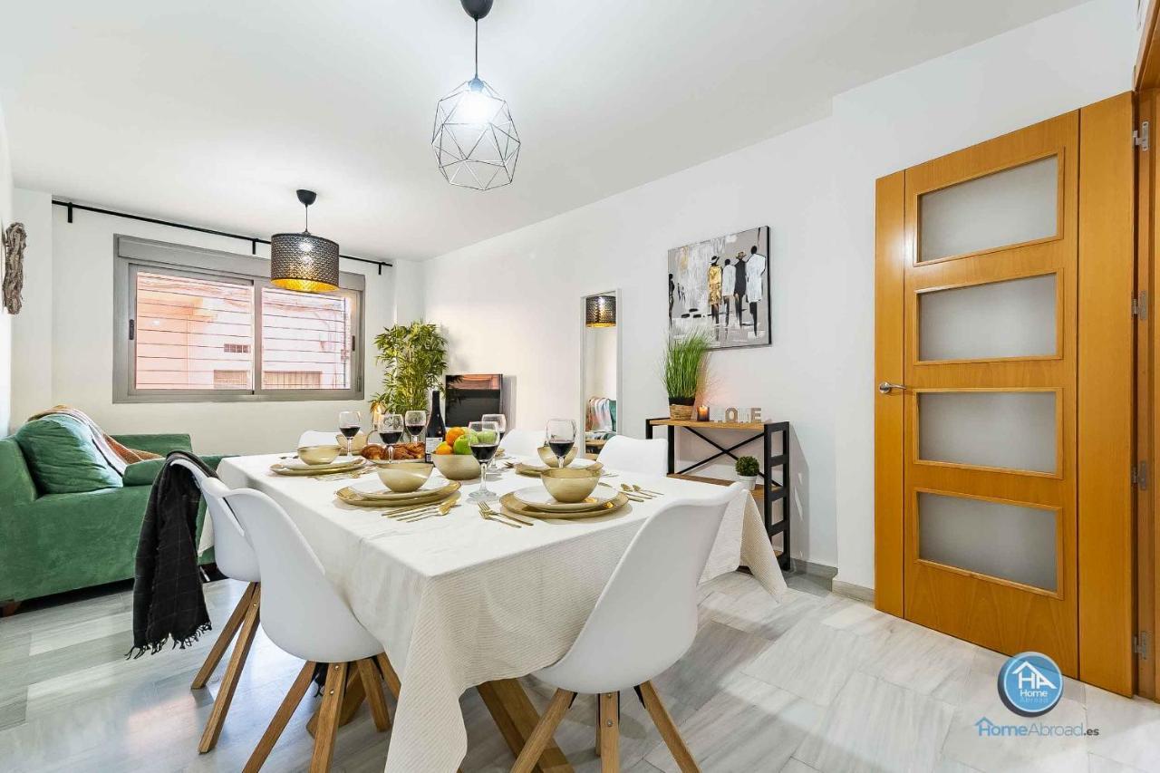 Bajo Urbano Boutique En Carlos Haya Con Terraza Y Parking 말라가 외부 사진